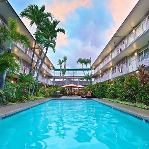 Pacific Marina Inn Airport